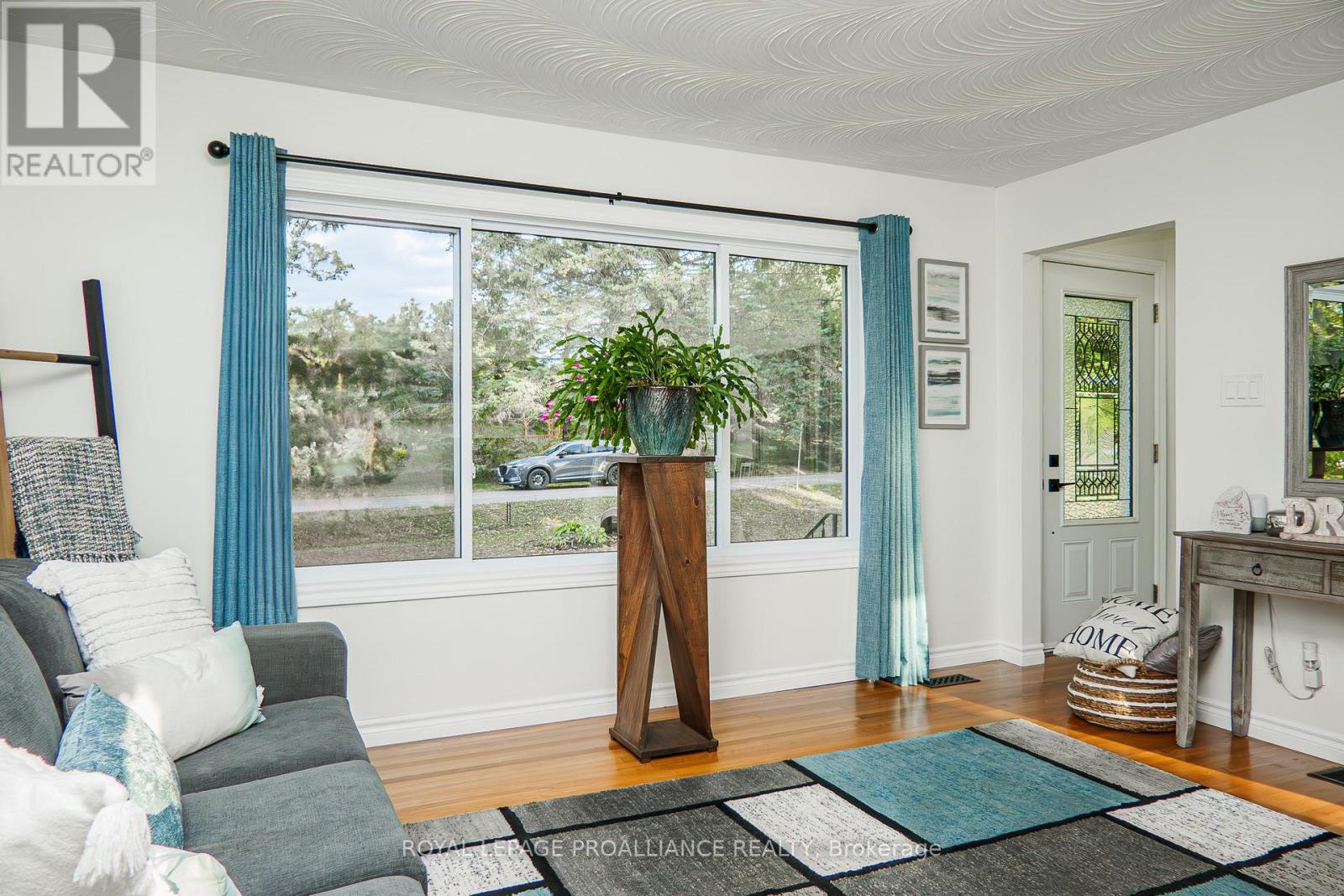 163 Avonlough Road, Belleville (Belleville Ward), Ontario  K8N 4Z2 - Photo 28 - X12458279