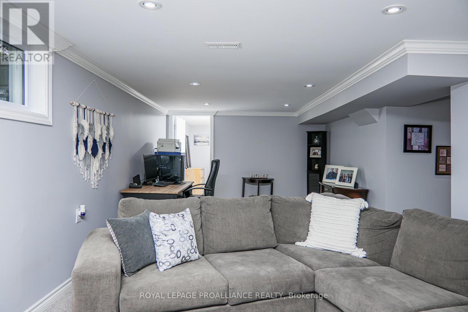 163 Avonlough Road, Belleville (Belleville Ward), Ontario  K8N 4Z2 - Photo 45 - X12458279