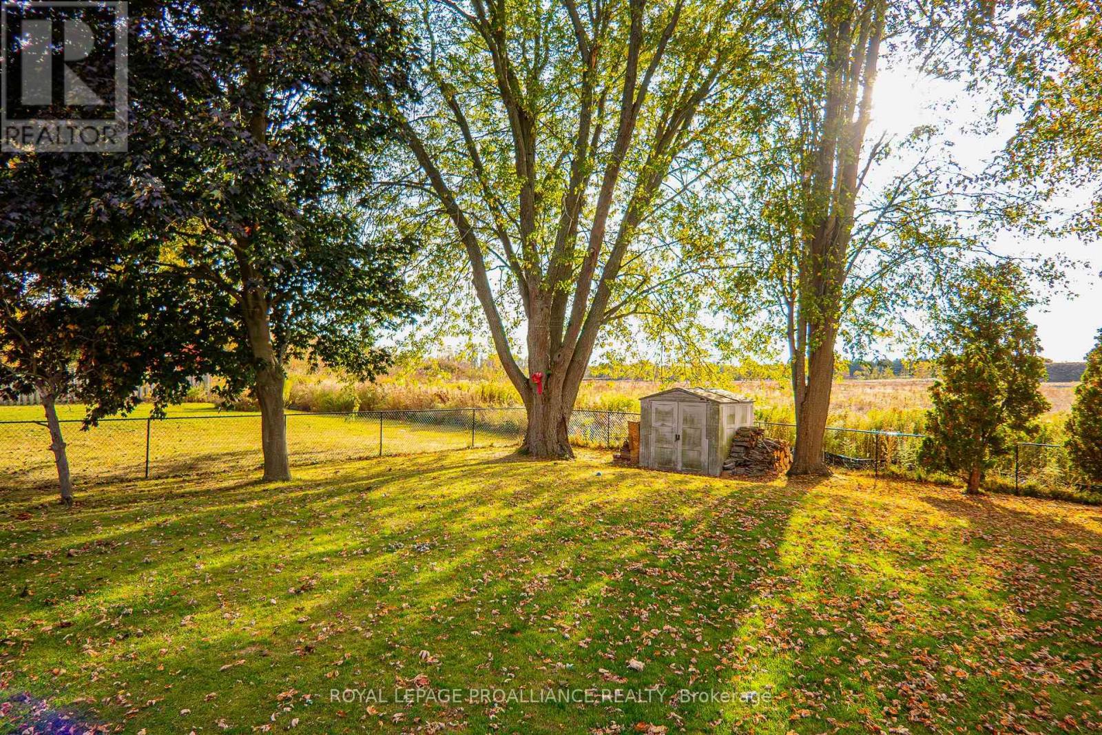 163 Avonlough Road, Belleville (Belleville Ward), Ontario  K8N 4Z2 - Photo 6 - X12458279