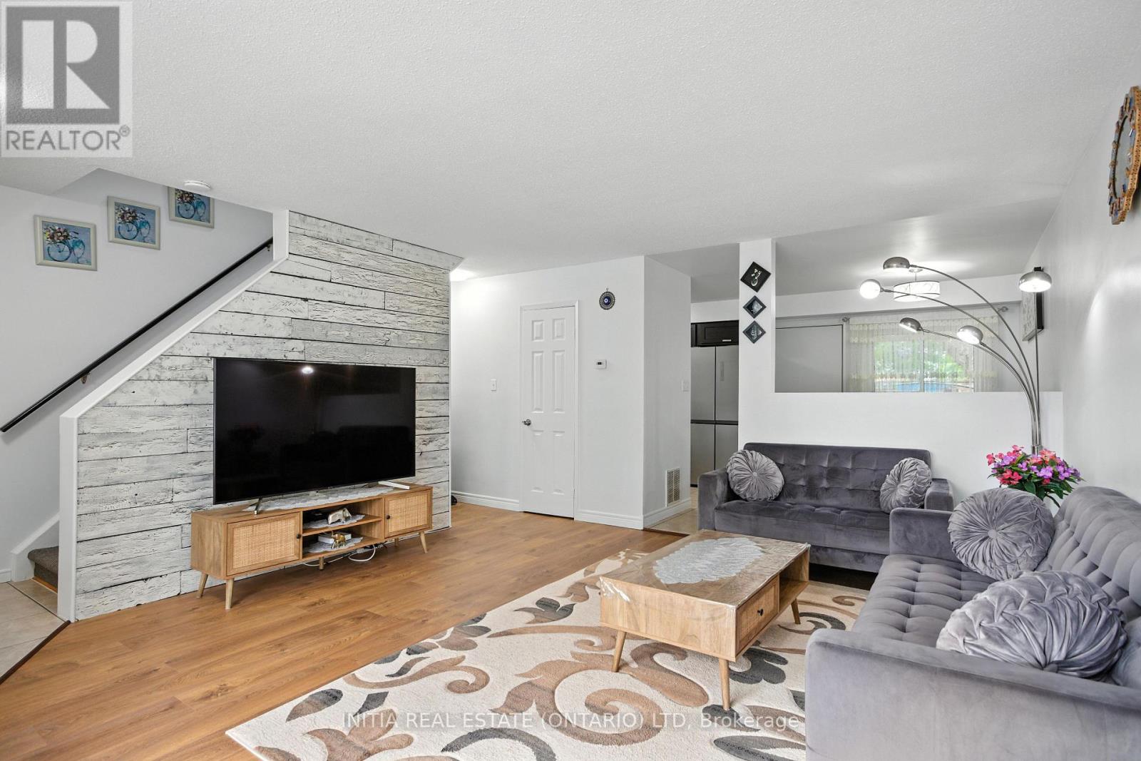 58 - 1725 Ernest Avenue, London South, Ontario  N6E 2W3 - Photo 4 - X12458249
