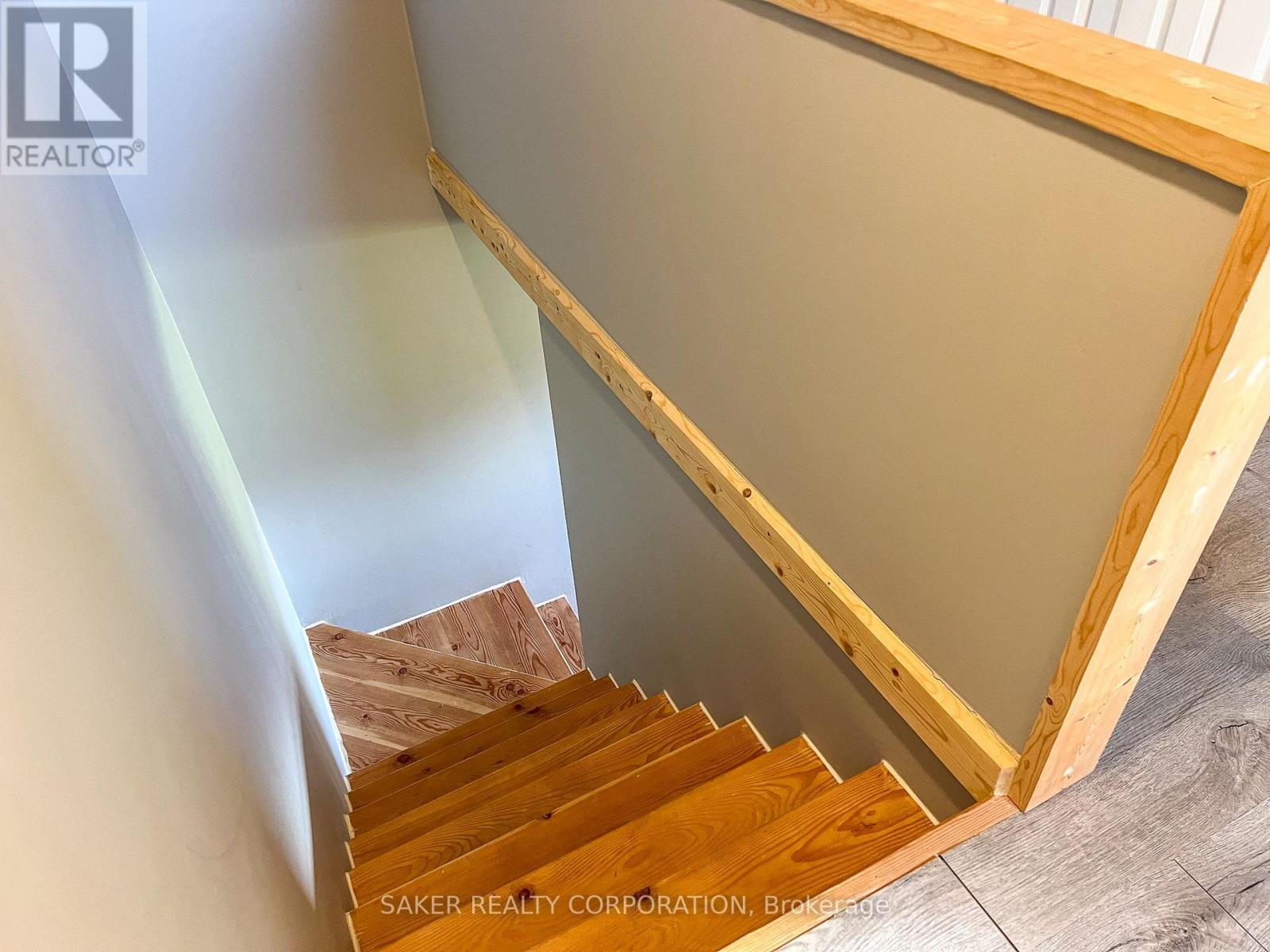 146 Simcoe Street, South Huron, Ontario  N0M 1S1 - Photo 13 - X12458271