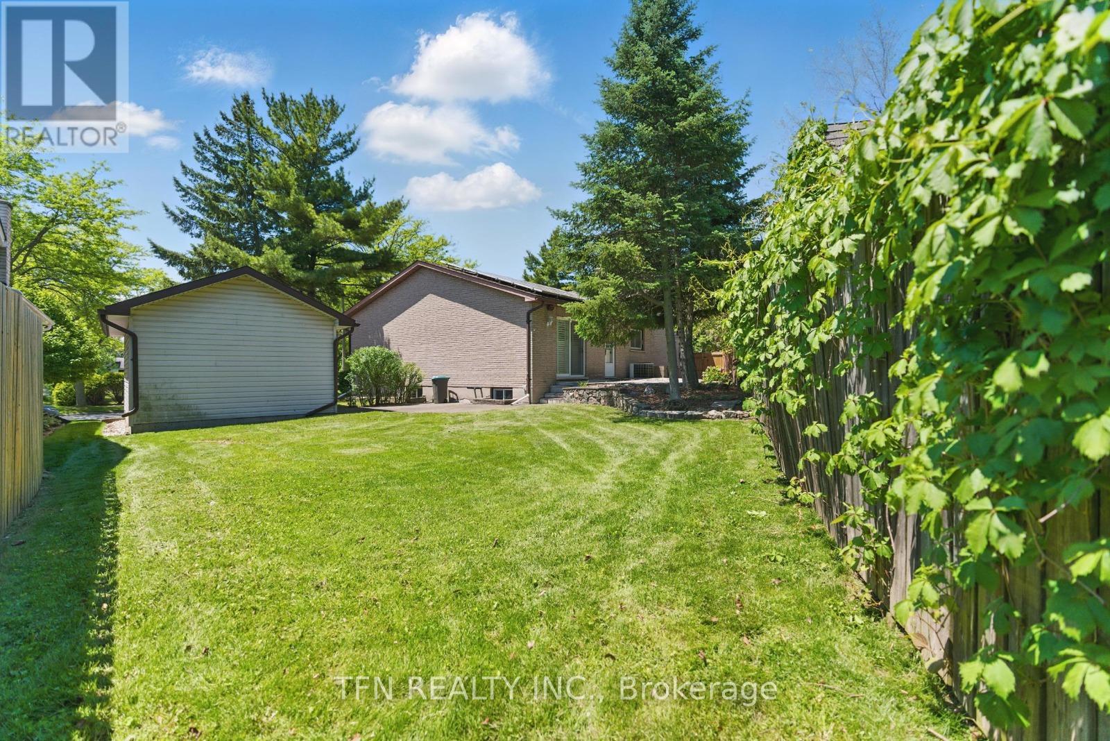 4124 Preston Avenue, Niagara Falls, Ontario  L2H 2C5 - Photo 25 - X12458216