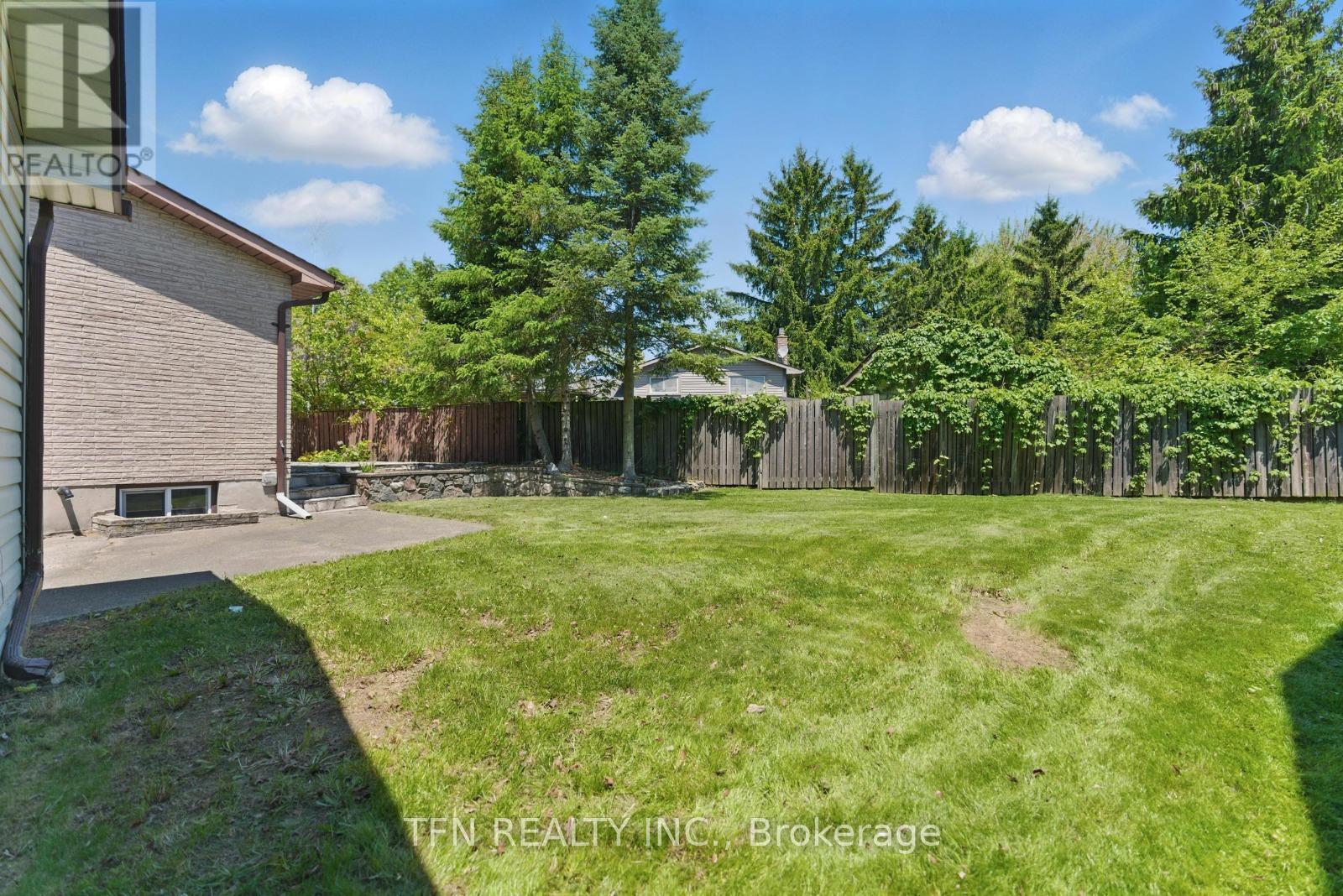 4124 Preston Avenue, Niagara Falls, Ontario  L2H 2C5 - Photo 26 - X12458216