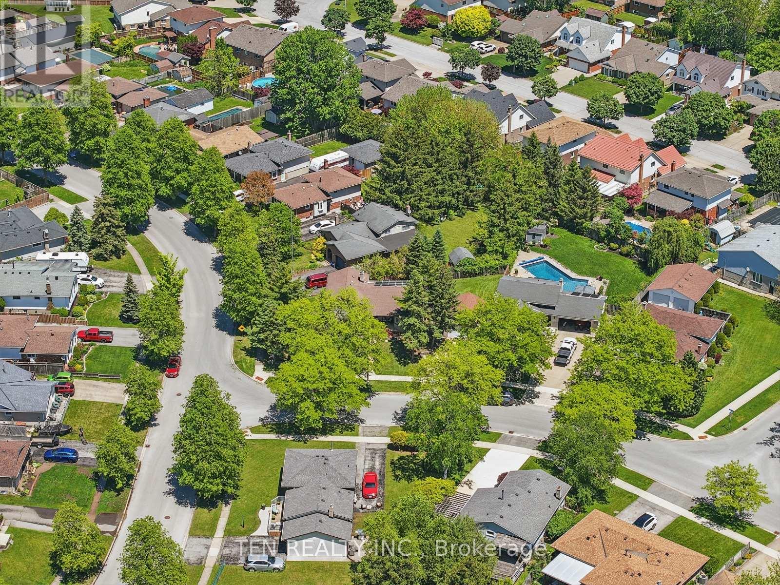 4124 Preston Avenue, Niagara Falls, Ontario  L2H 2C5 - Photo 5 - X12458216