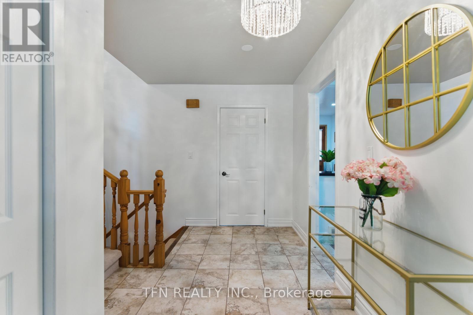 4124 Preston Avenue, Niagara Falls, Ontario  L2H 2C5 - Photo 6 - X12458216