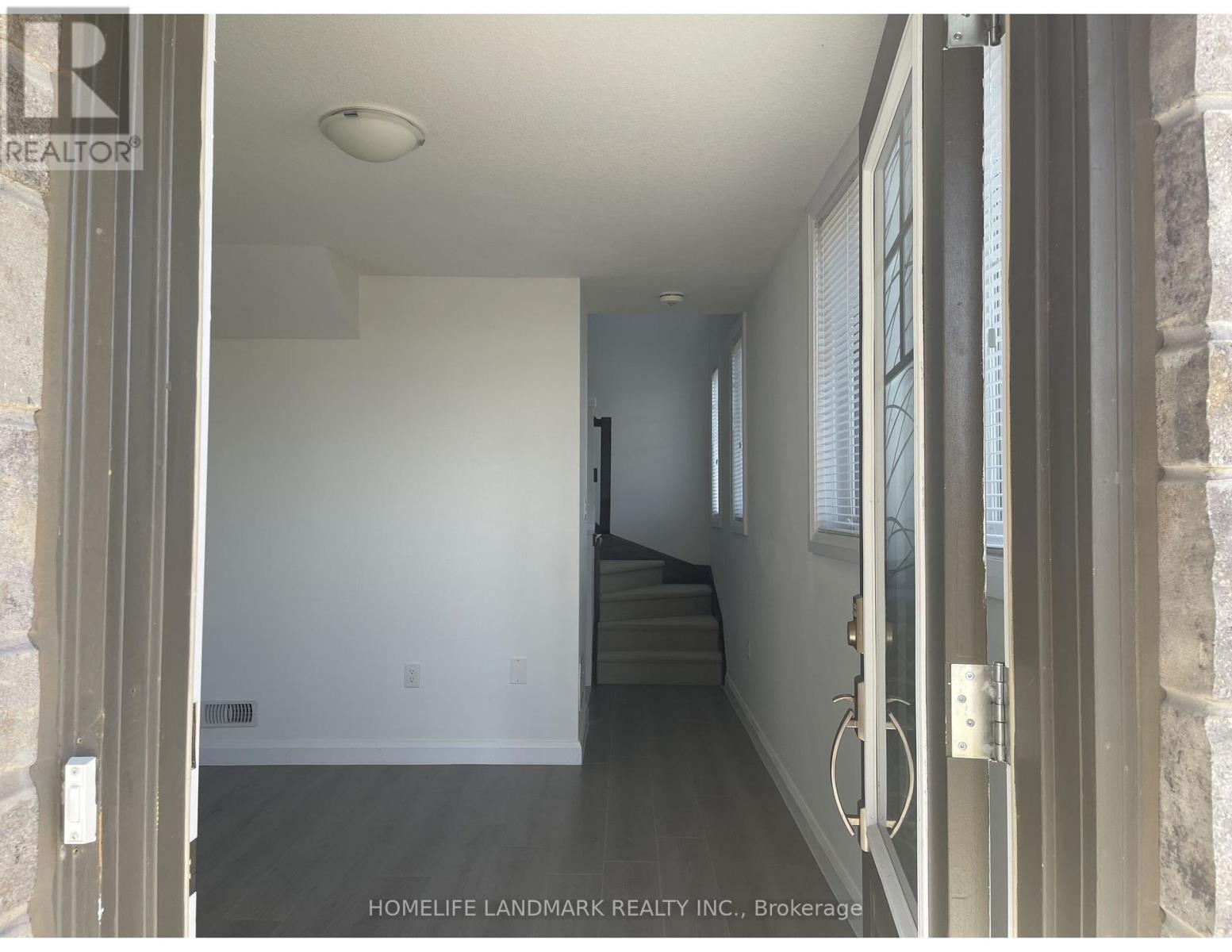 31 - 1169 Garner Road E, Hamilton, Ontario  L9G 0G8 - Photo 4 - X12458218
