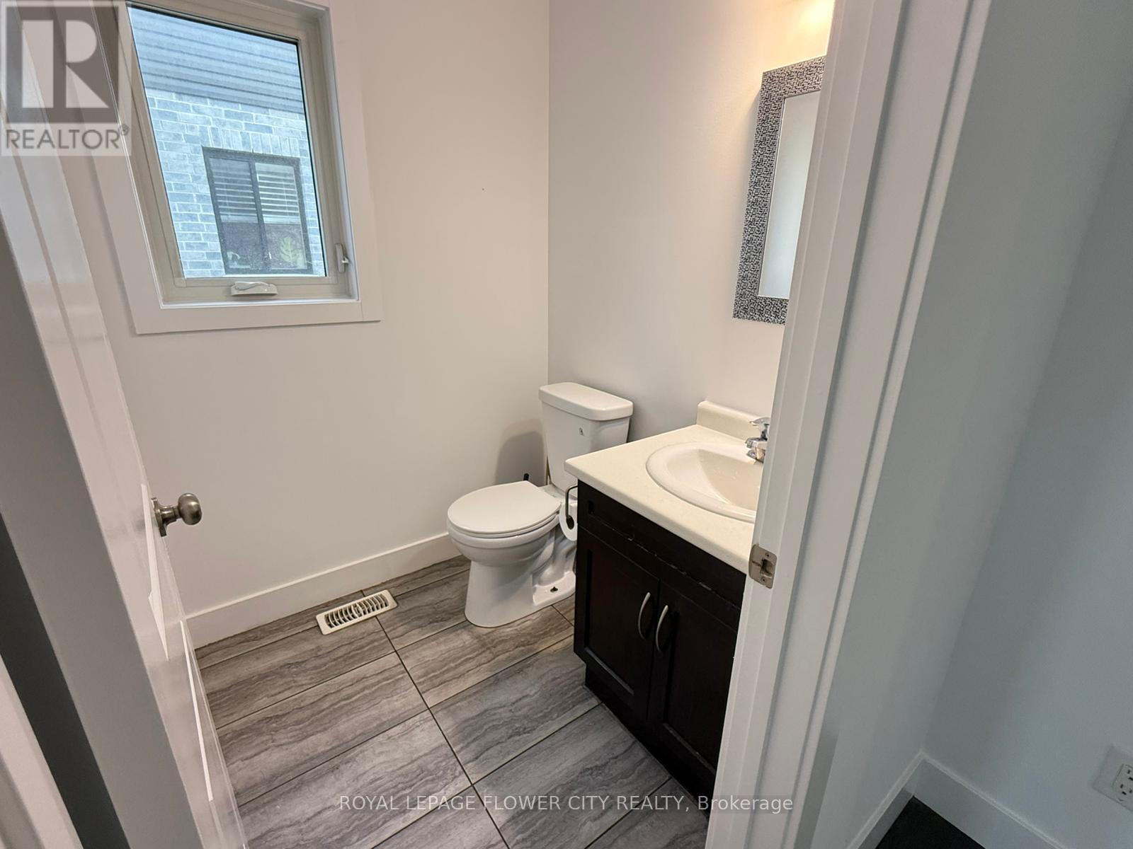 1330 Lawson Road, London North, Ontario  N6G 5K9 - Photo 14 - X12458219