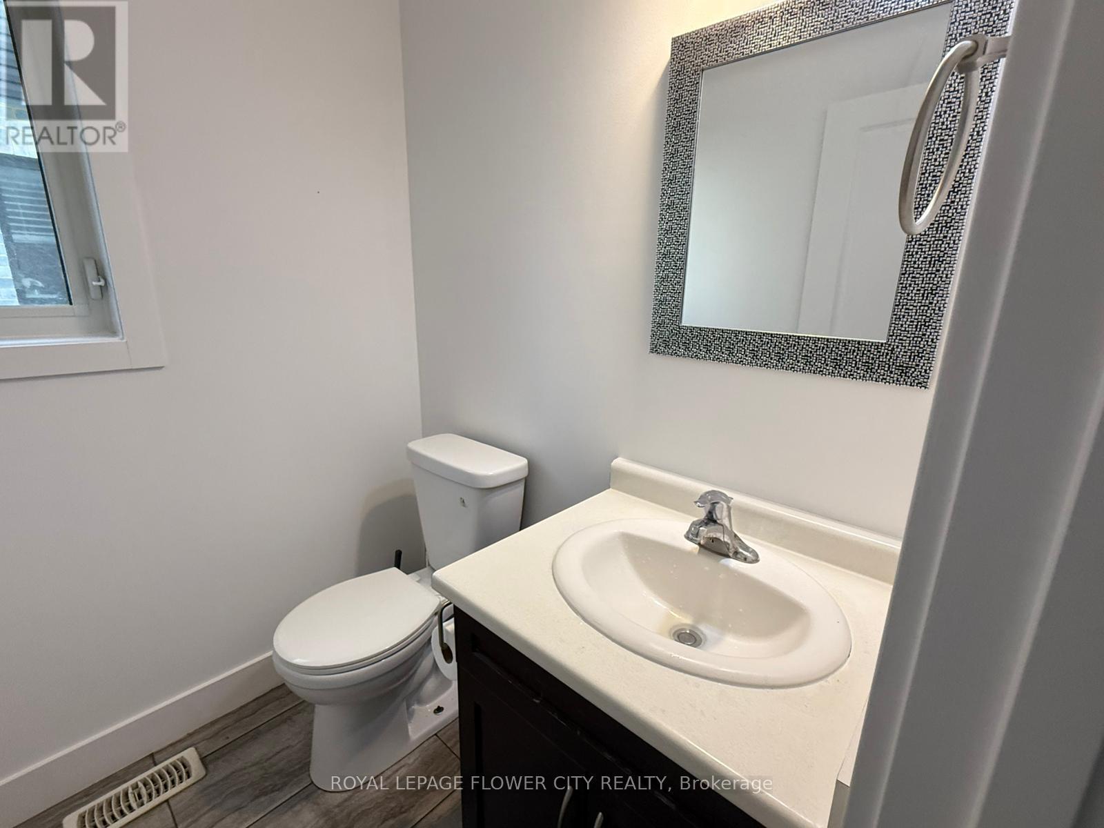1330 Lawson Road, London North, Ontario  N6G 5K9 - Photo 15 - X12458219