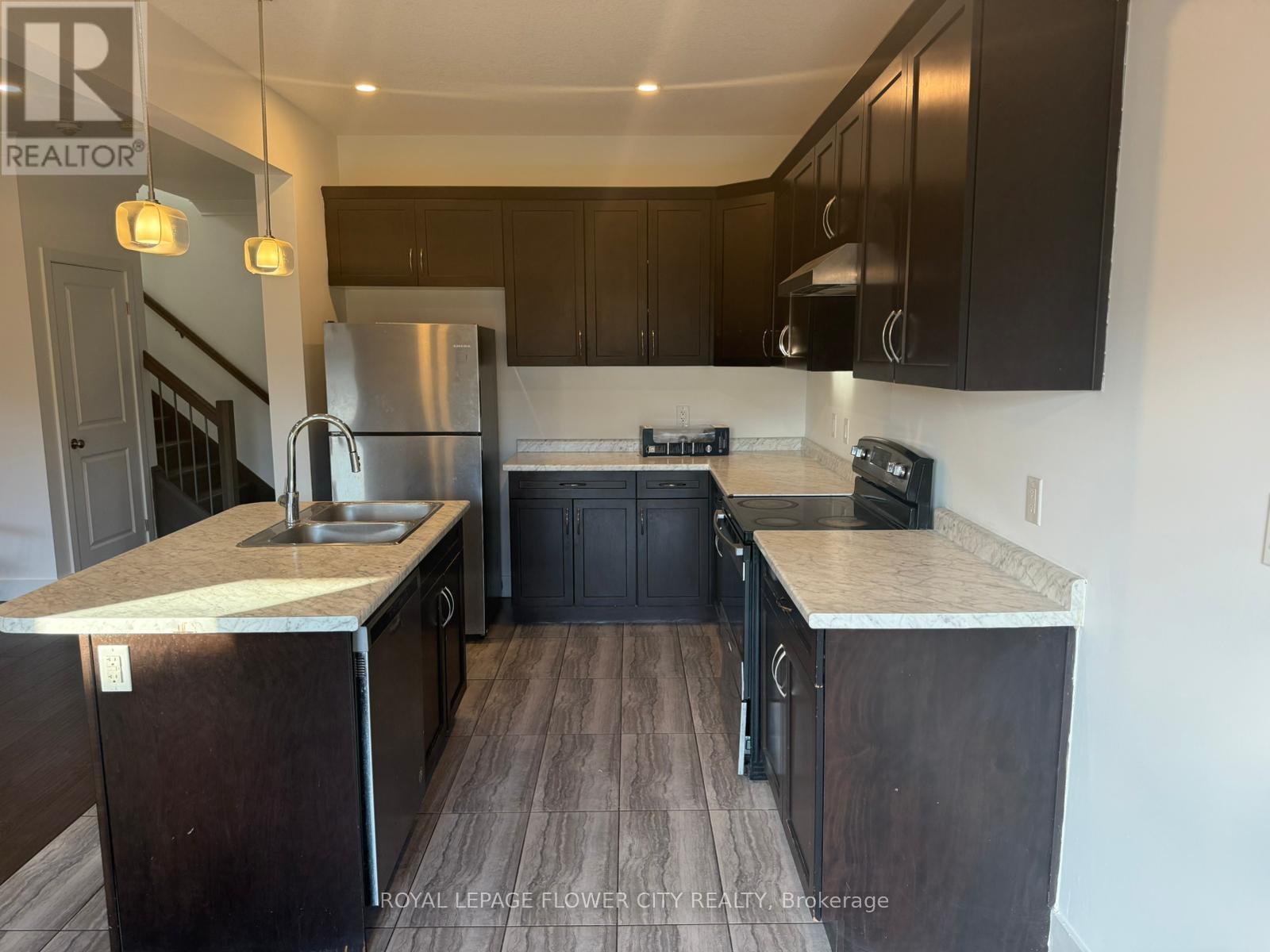 1330 Lawson Road, London North, Ontario  N6G 5K9 - Photo 5 - X12458219
