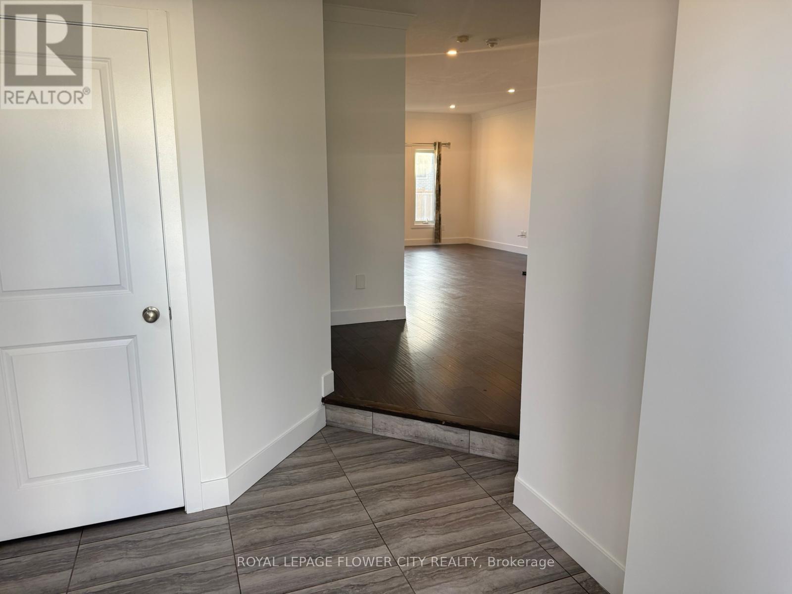 1330 Lawson Road, London North, Ontario  N6G 5K9 - Photo 8 - X12458219