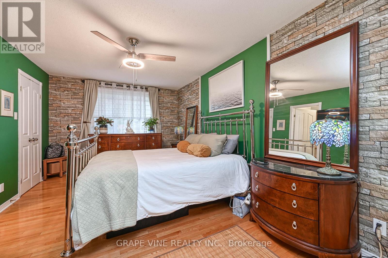 777 Rolling River Crescent, Ottawa, Ontario  K1V 1M2 - Photo 19 - X12458250