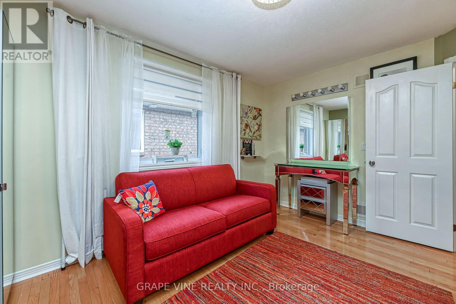 777 Rolling River Crescent, Ottawa, Ontario  K1V 1M2 - Photo 26 - X12458250
