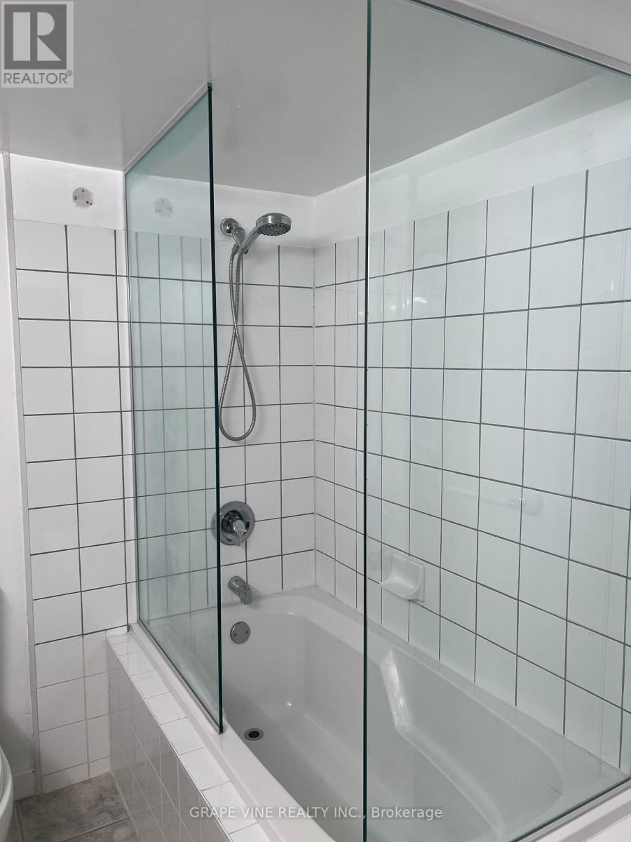 777 Rolling River Crescent, Ottawa, Ontario  K1V 1M2 - Photo 31 - X12458250
