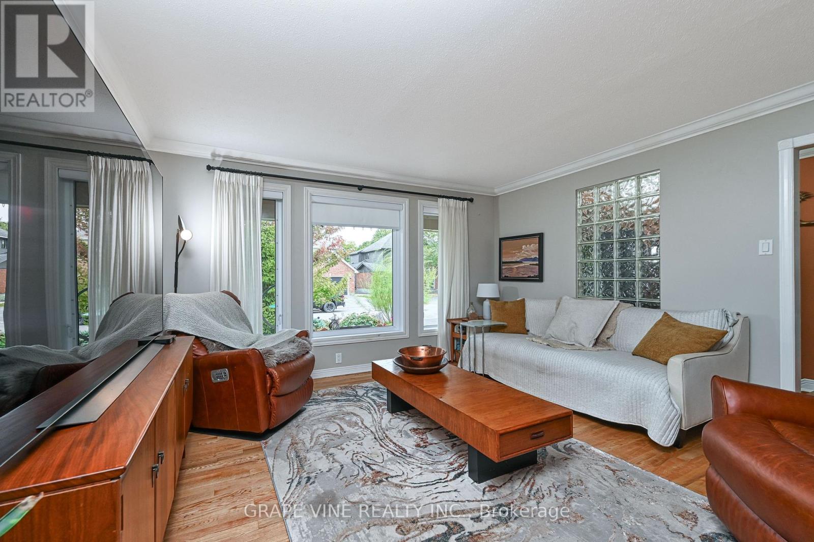 777 Rolling River Crescent, Ottawa, Ontario  K1V 1M2 - Photo 9 - X12458250