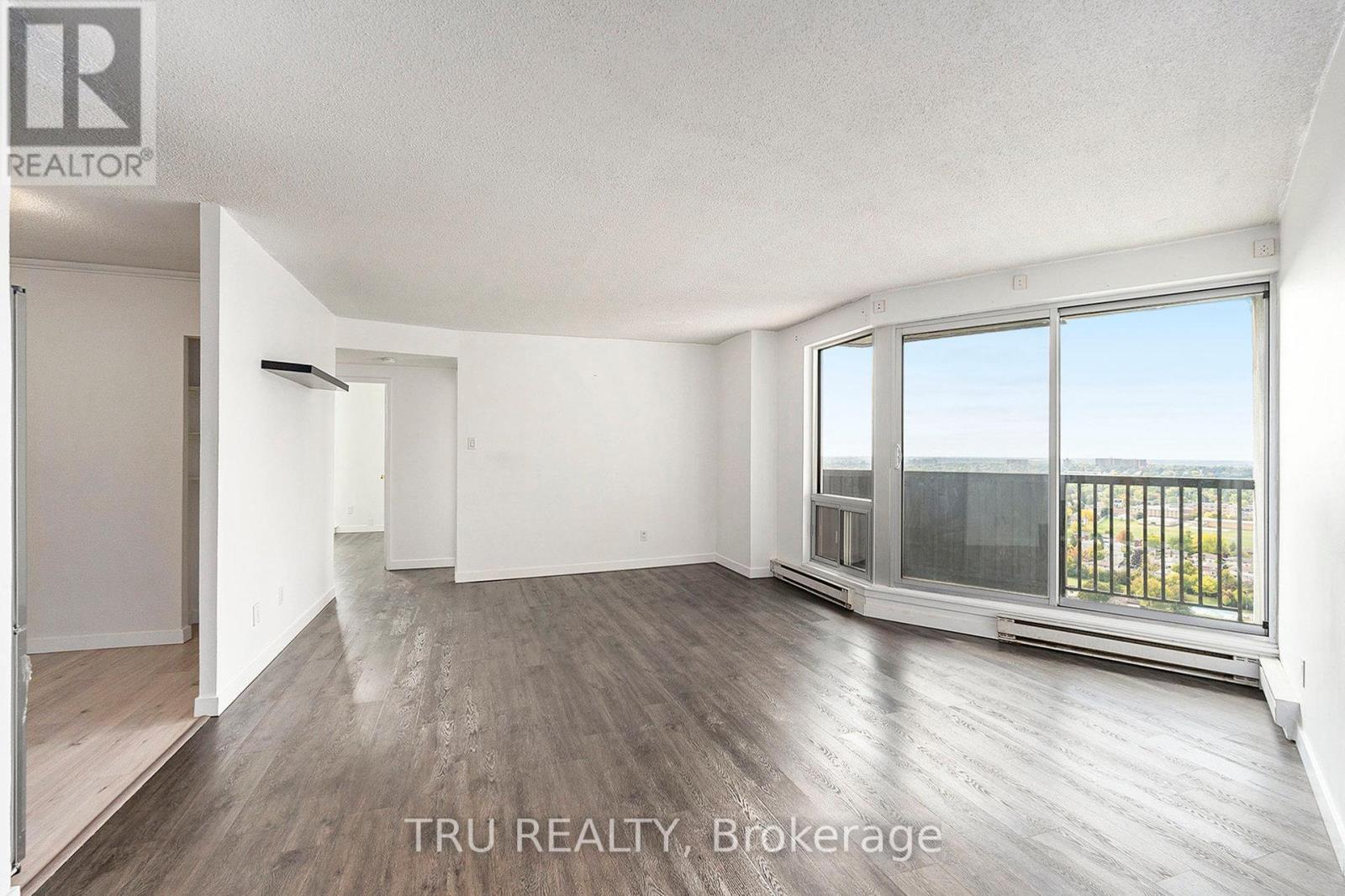 2502 - 1380 Prince Of Wales Drive, Ottawa, Ontario  K2C 3N5 - Photo 6 - X12458251