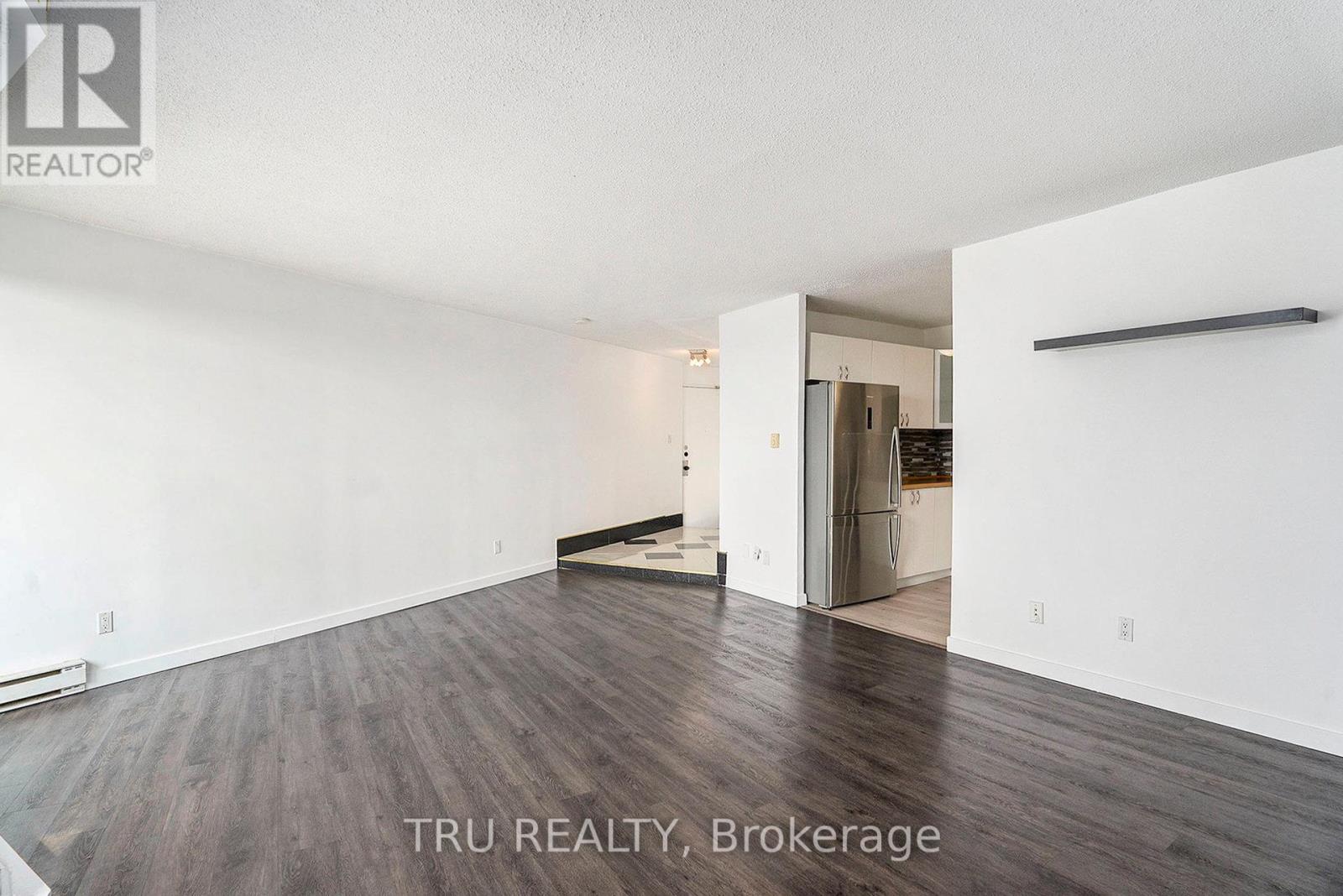 2502 - 1380 Prince Of Wales Drive, Ottawa, Ontario  K2C 3N5 - Photo 9 - X12458251