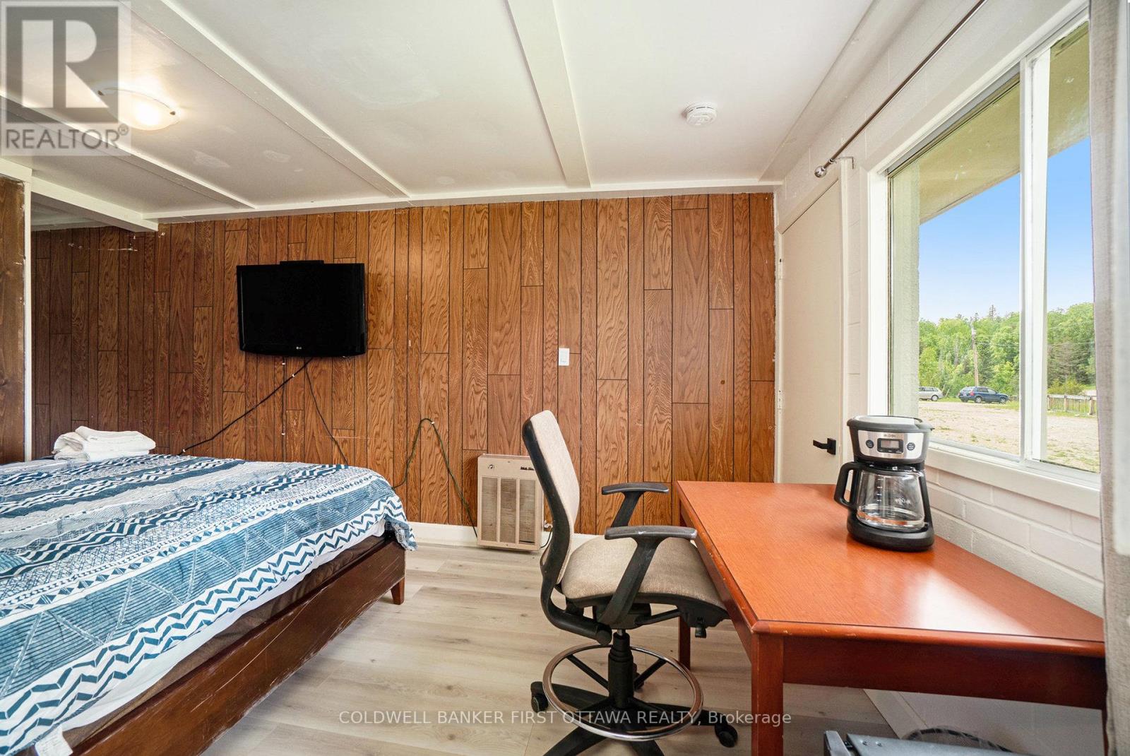 9628 Hwy 509, North Frontenac, Ontario  K0H 2J0 - Photo 6 - X12458276