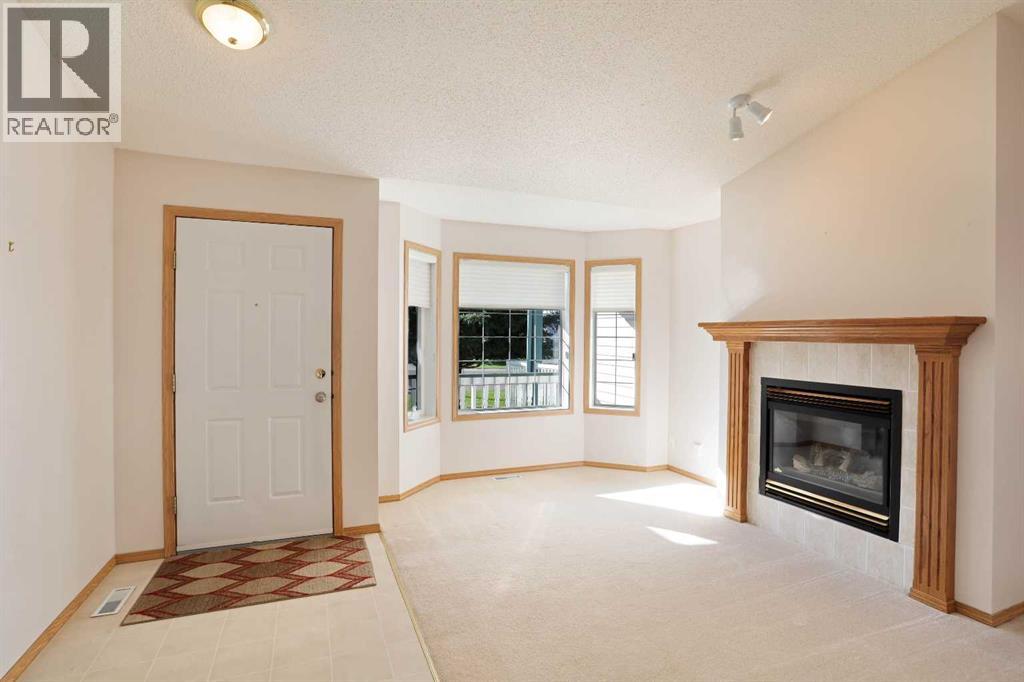 13 Fairview Park Lane W, Brooks, Alberta  T1R 1G9 - Photo 4 - A2263773