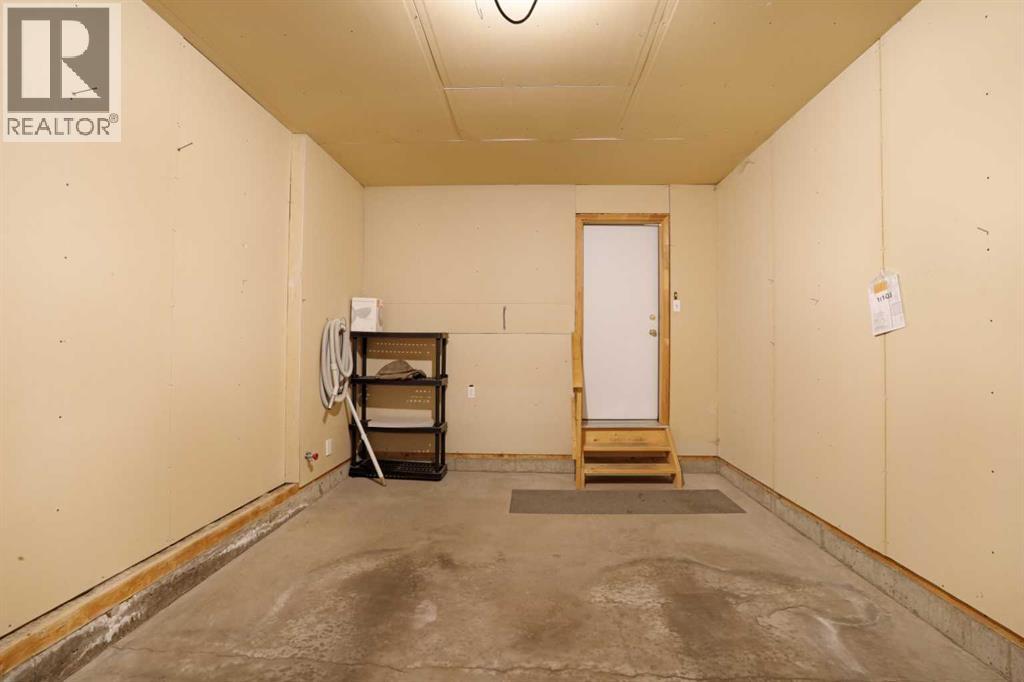 13 Fairview Park Lane W, Brooks, Alberta  T1R 1G9 - Photo 24 - A2263773