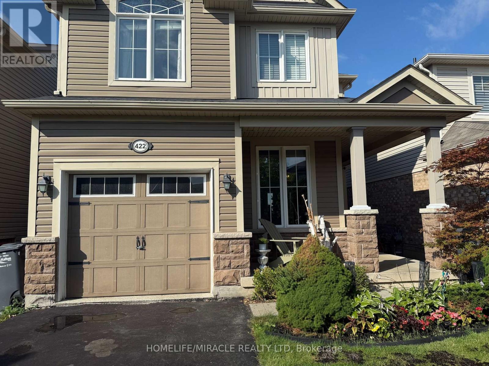 422 Cavanagh Lane, Milton, Ontario  L9T 8G6 - Photo 4 - W12312698