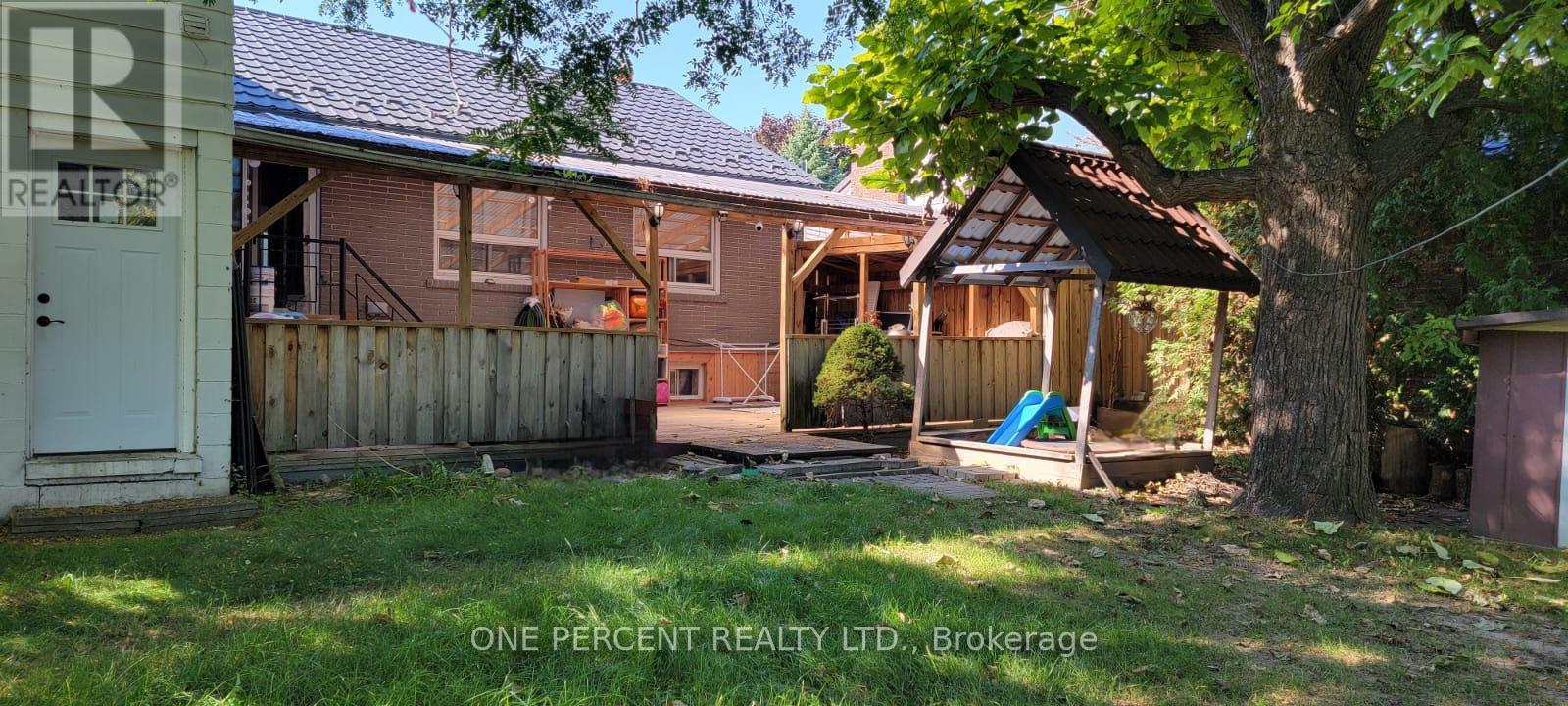 3417 Palgrave Road, Mississauga, Ontario  L5B 1V9 - Photo 17 - W12445826