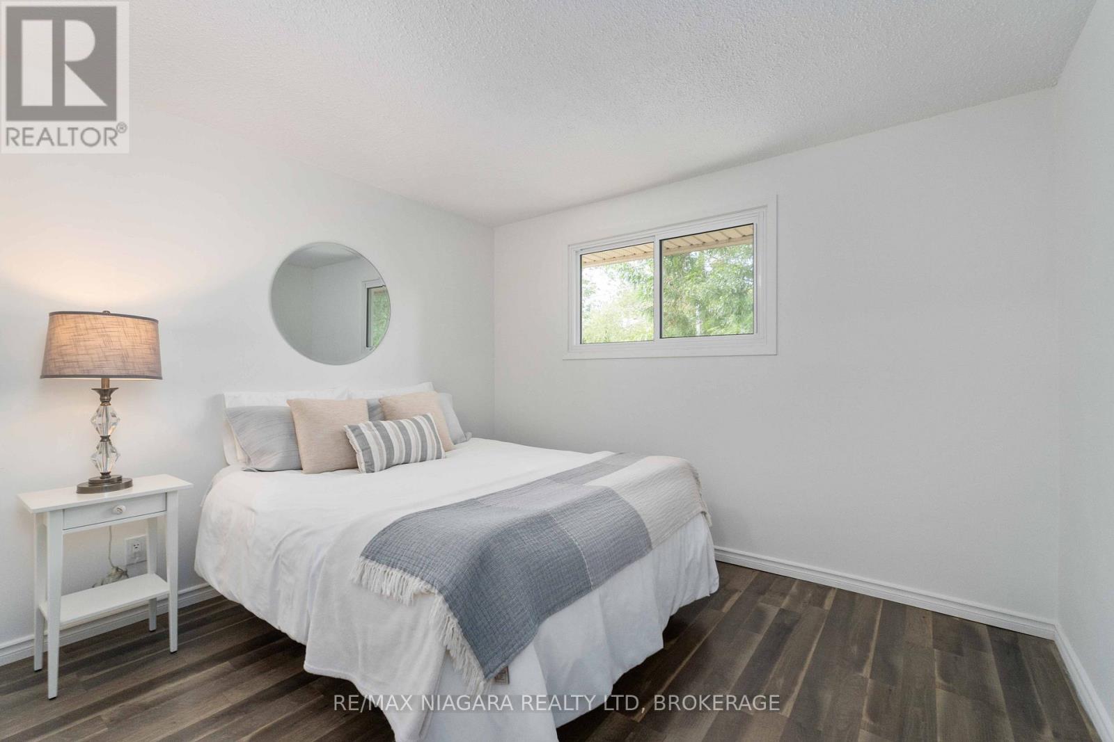 8299 Mundare Crescent, Niagara Falls, Ontario  L2G 7M6 - Photo 17 - X12385326