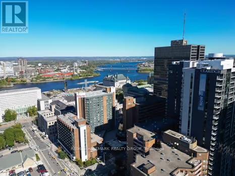 704 - 200 Bay Street, Ottawa, Ontario  K1R 7W8 - Photo 37 - X12405725
