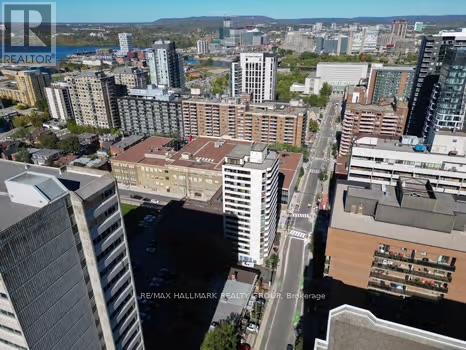704 - 200 Bay Street, Ottawa, Ontario  K1R 7W8 - Photo 35 - X12405725