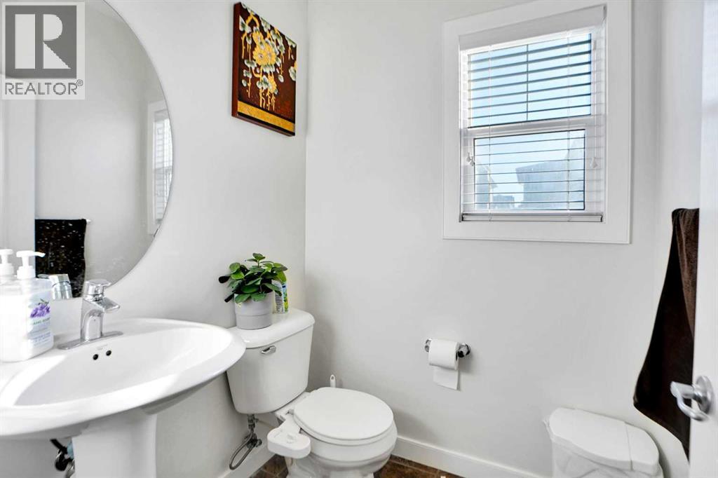 59 Redstone Park Ne, Calgary, Alberta  T3N 0K1 - Photo 7 - A2263646