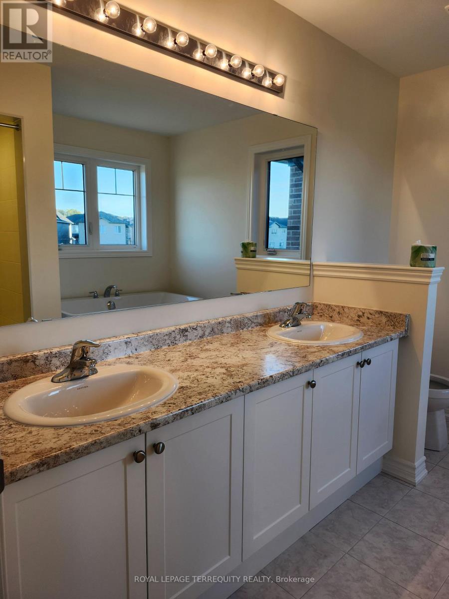 1128 Skyridge Boulevard, Pickering, Ontario  L1X 0M7 - Photo 17 - E12458235