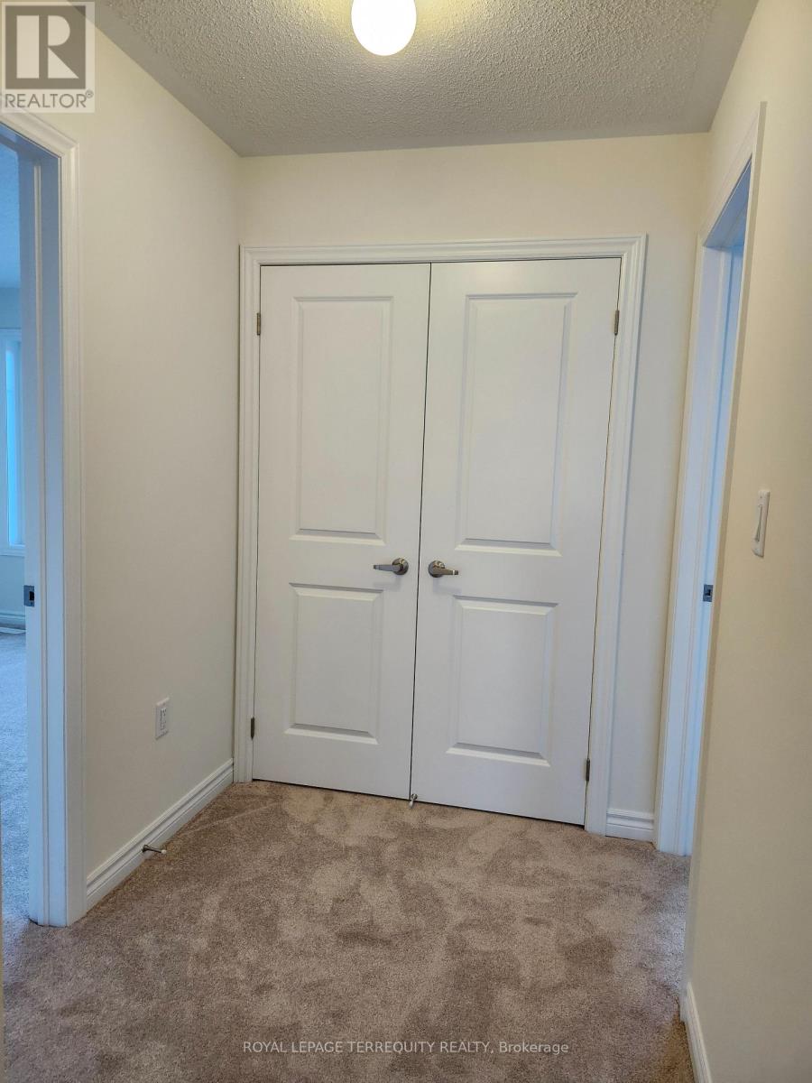 1128 Skyridge Boulevard, Pickering, Ontario  L1X 0M7 - Photo 30 - E12458235