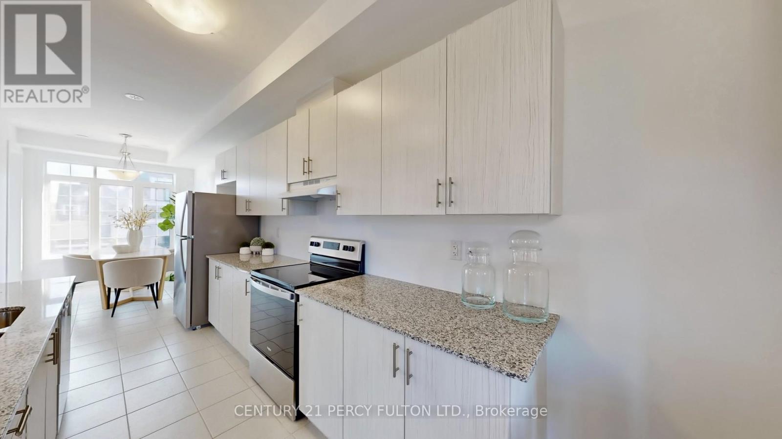 31 Selfridge Way, Whitby, Ontario  L1N 0N9 - Photo 11 - E12458237