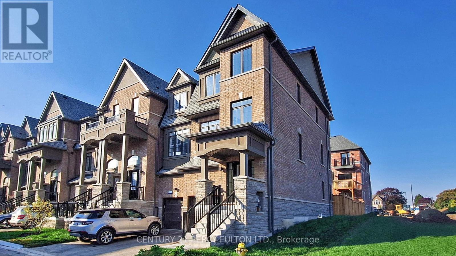 31 Selfridge Way, Whitby, Ontario  L1N 0N9 - Photo 2 - E12458237