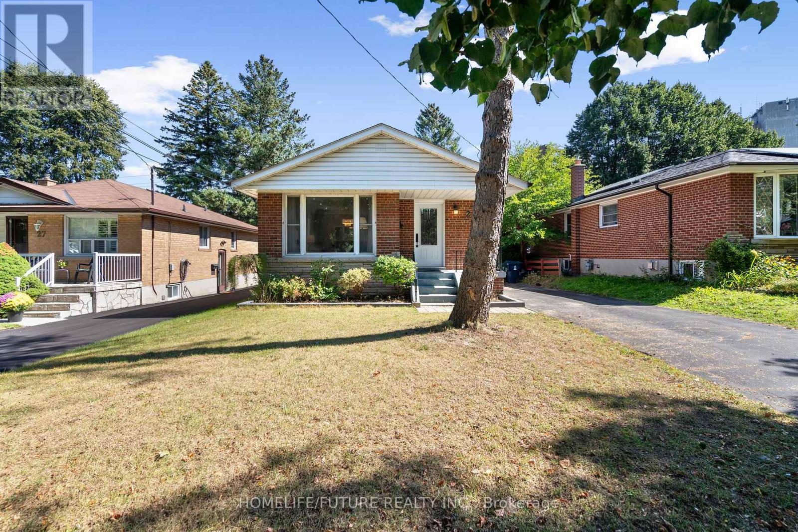 25 PEKING ROAD, Toronto, Ontario