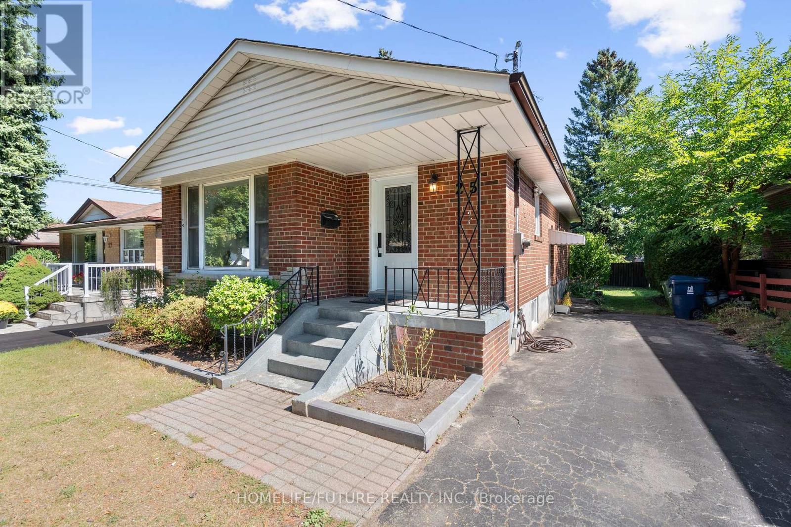 25 Peking Road, Toronto, Ontario  M1J 2X2 - Photo 4 - E12458247