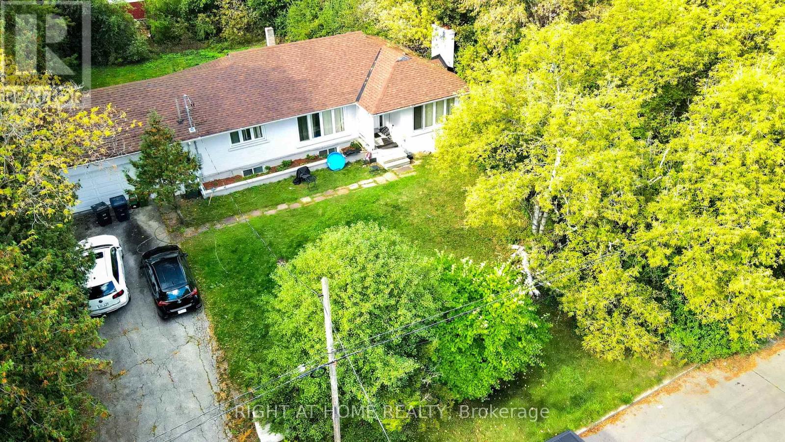 8 Manorcrest Drive, Toronto, Ontario  M2N 5K1 - Photo 11 - C12453359