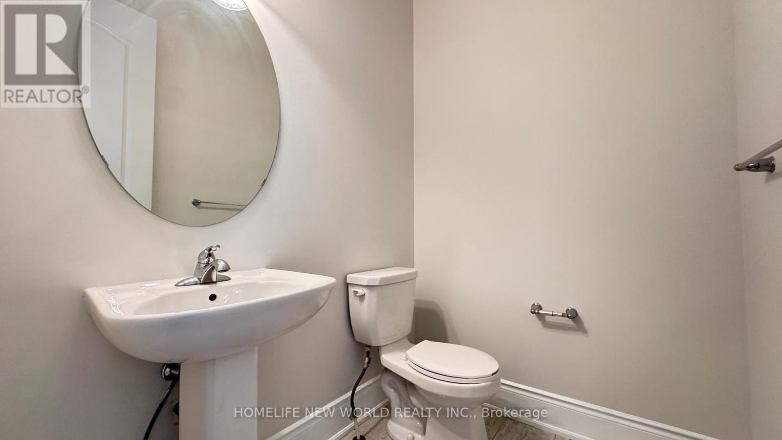 10 Ken Sinclair Crescent, Aurora, Ontario  L4G 3J1 - Photo 10 - N12458230