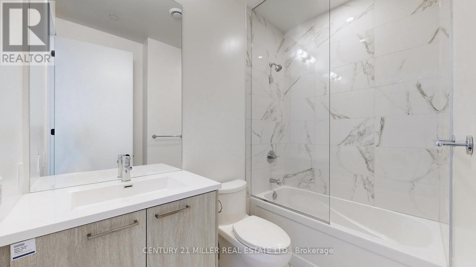 4308 - 28 Interchange Way, Vaughan, Ontario  L4K 0P8 - Photo 13 - N12458234