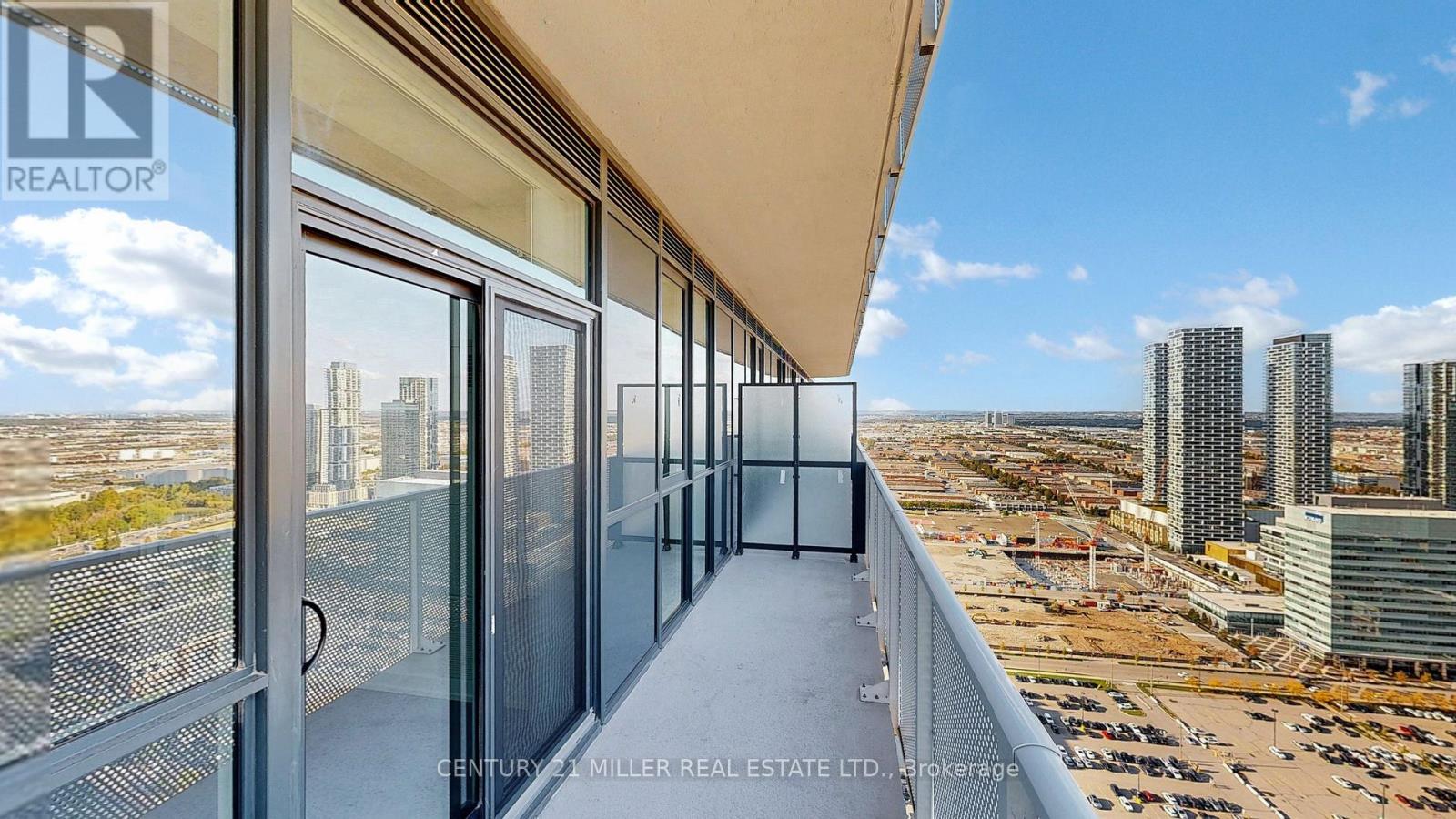 4308 - 28 Interchange Way, Vaughan, Ontario  L4K 0P8 - Photo 6 - N12458234