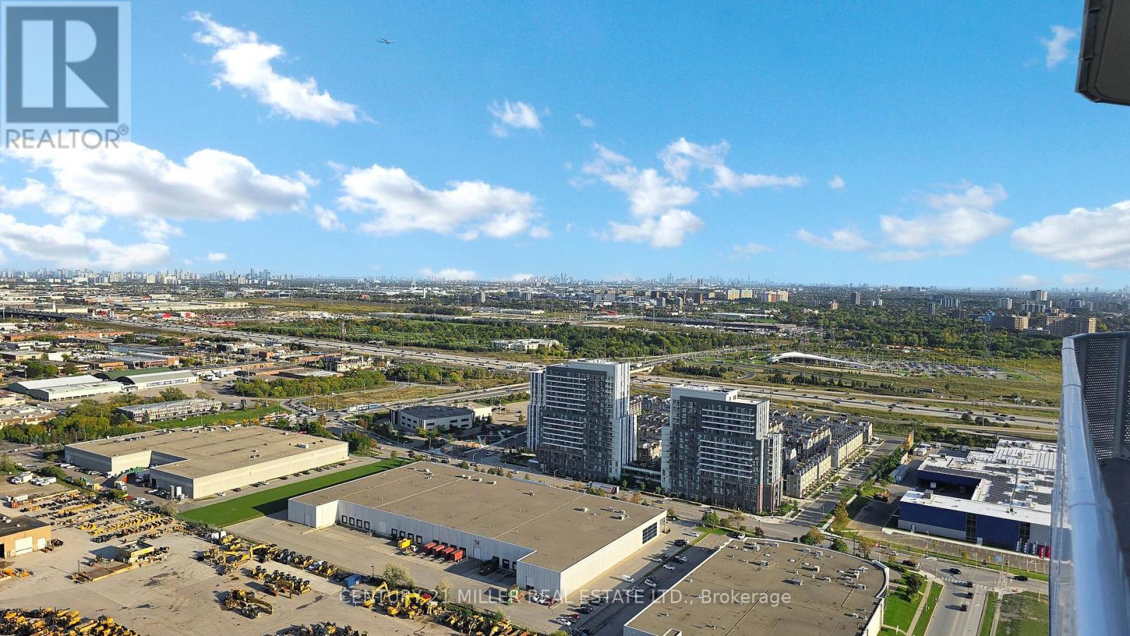 4308 - 28 Interchange Way, Vaughan, Ontario  L4K 0P8 - Photo 7 - N12458234