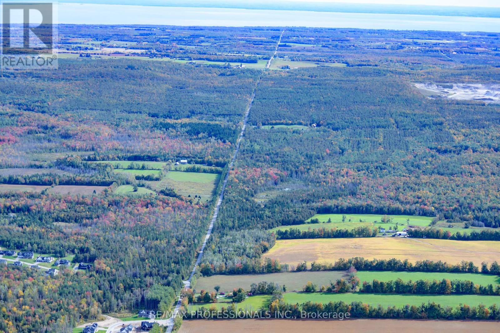 2960 Line 8 N, Oro-Medonte, Ontario  L0K 1N0 - Photo 12 - S12458256