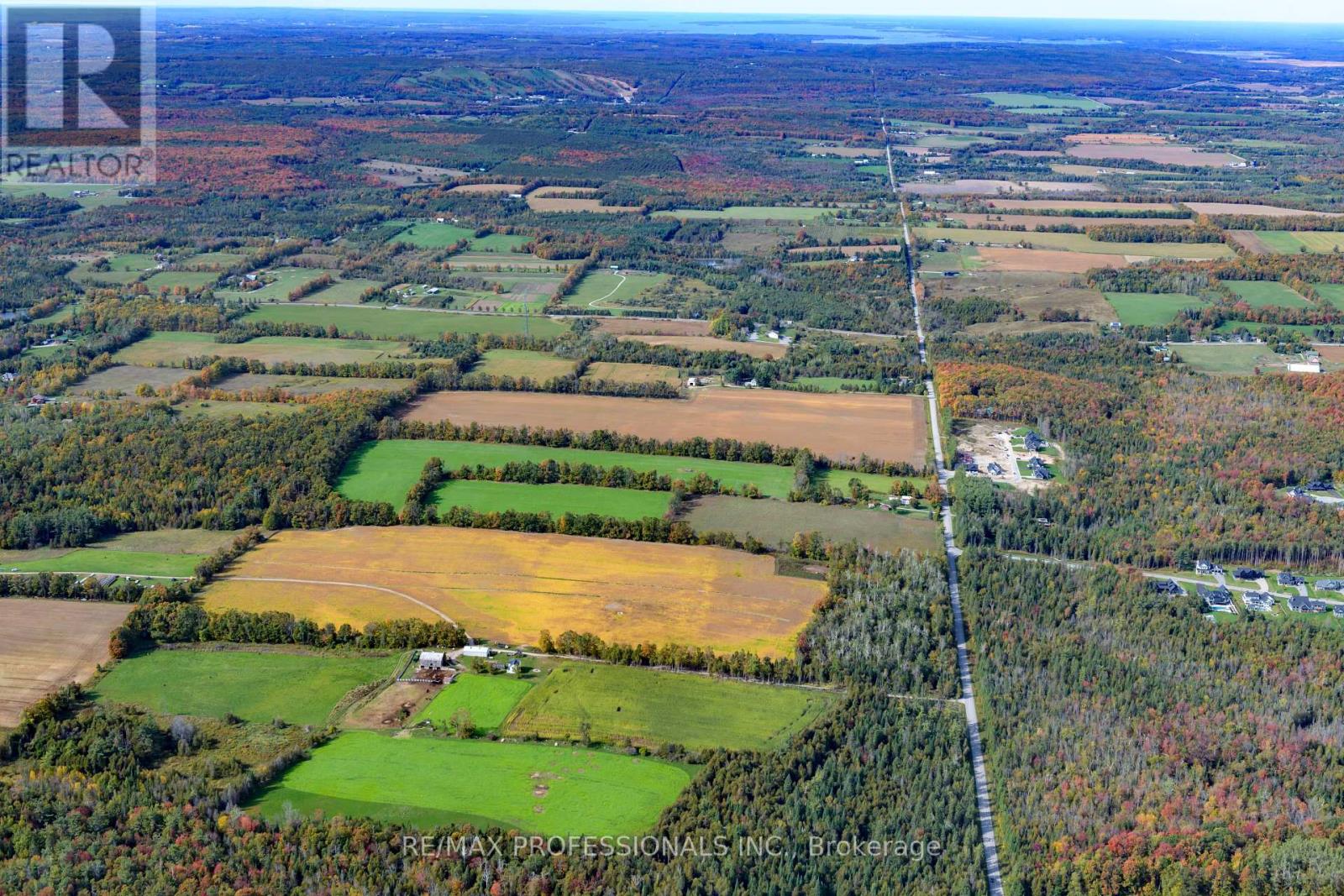 2960 Line 8 N, Oro-Medonte, Ontario  L0K 1N0 - Photo 24 - S12458258