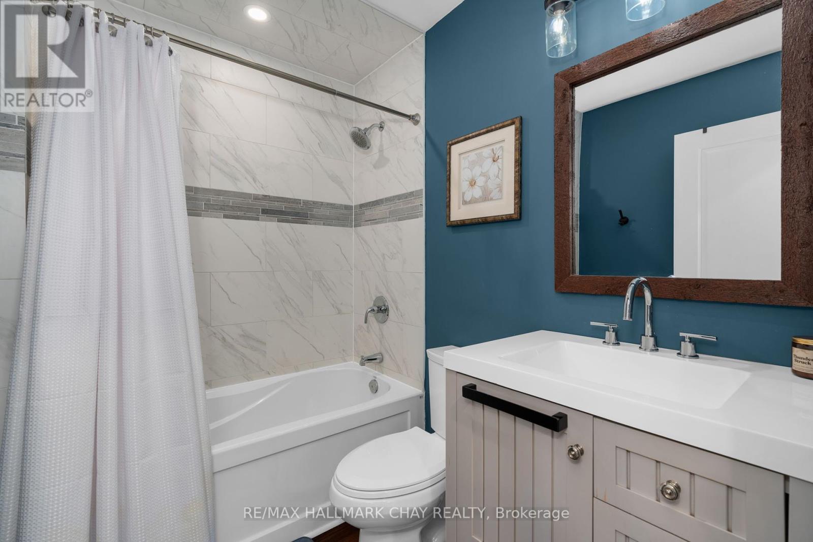1 Iroquois Ridge, Oro-Medonte, Ontario  L0K 1E0 - Photo 23 - S12458280