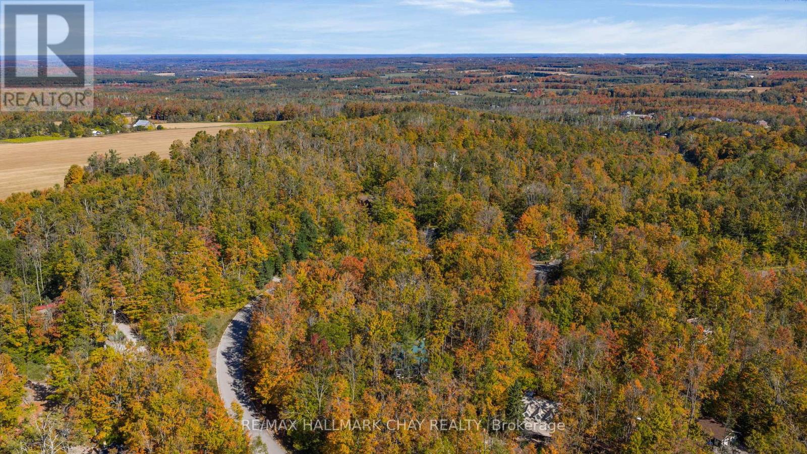 1 Iroquois Ridge, Oro-Medonte, Ontario  L0K 1E0 - Photo 34 - S12458280