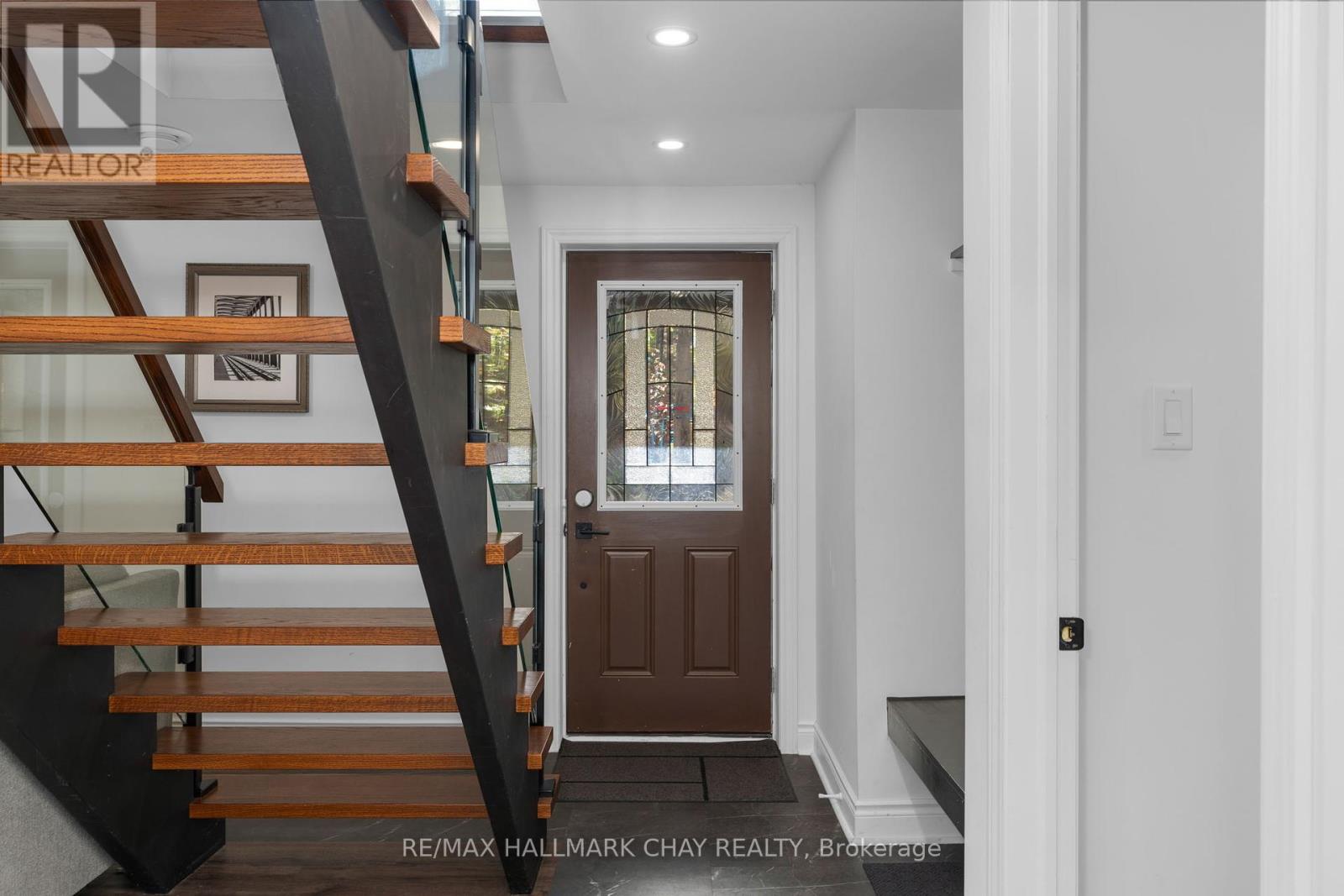 1 Iroquois Ridge, Oro-Medonte, Ontario  L0K 1E0 - Photo 5 - S12458280
