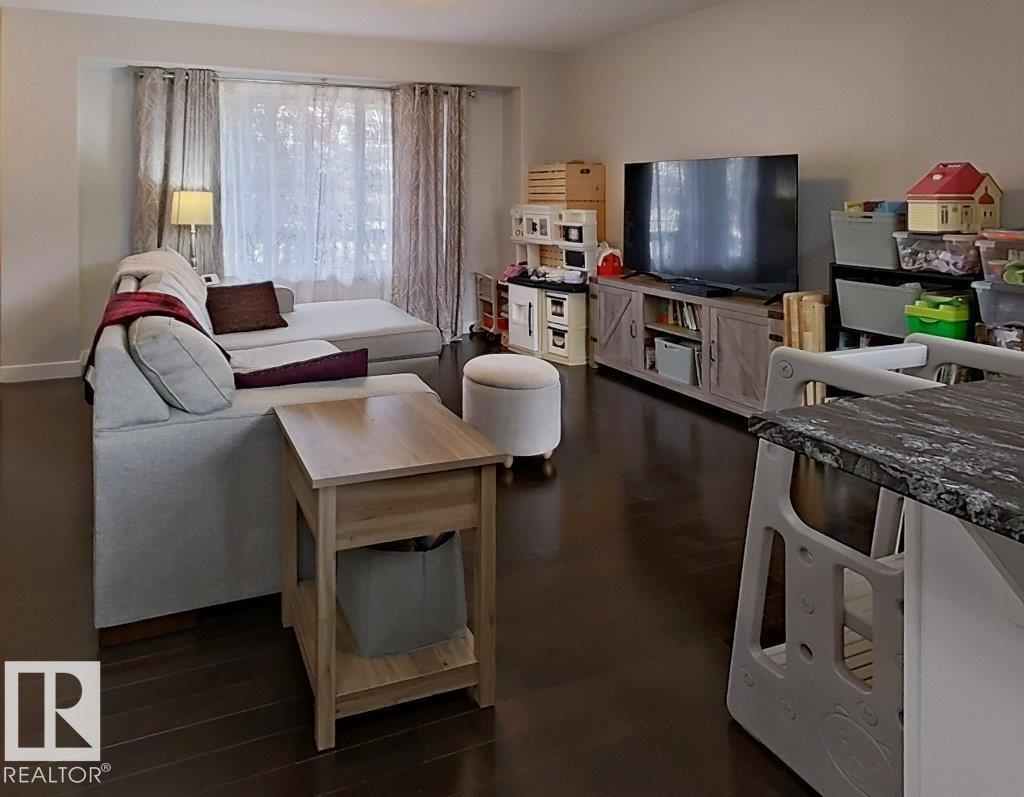 5117 Godson Close Nw, Edmonton, Alberta  T5T 4P7 - Photo 6 - E4461469