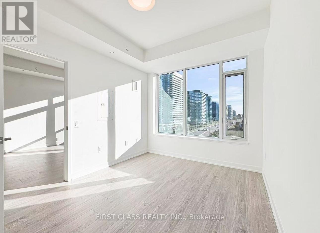 920 - 2485 Eglinton Avenue W, Mississauga, Ontario  L5M 2T1 - Photo 4 - W12458231