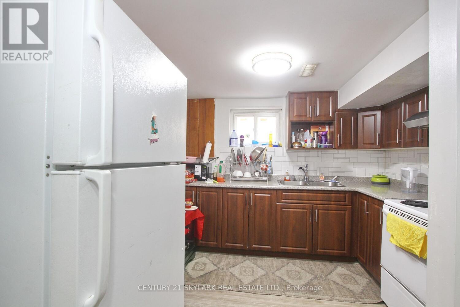 3376 Twilight Road, Mississauga, Ontario  L4T 1Z9 - Photo 23 - W12458242