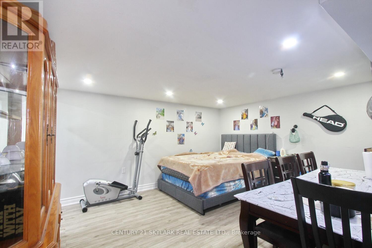 3376 Twilight Road, Mississauga, Ontario  L4T 1Z9 - Photo 25 - W12458242