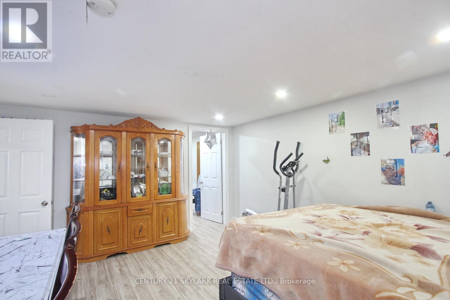 3376 Twilight Road, Mississauga, Ontario  L4T 1Z9 - Photo 26 - W12458242